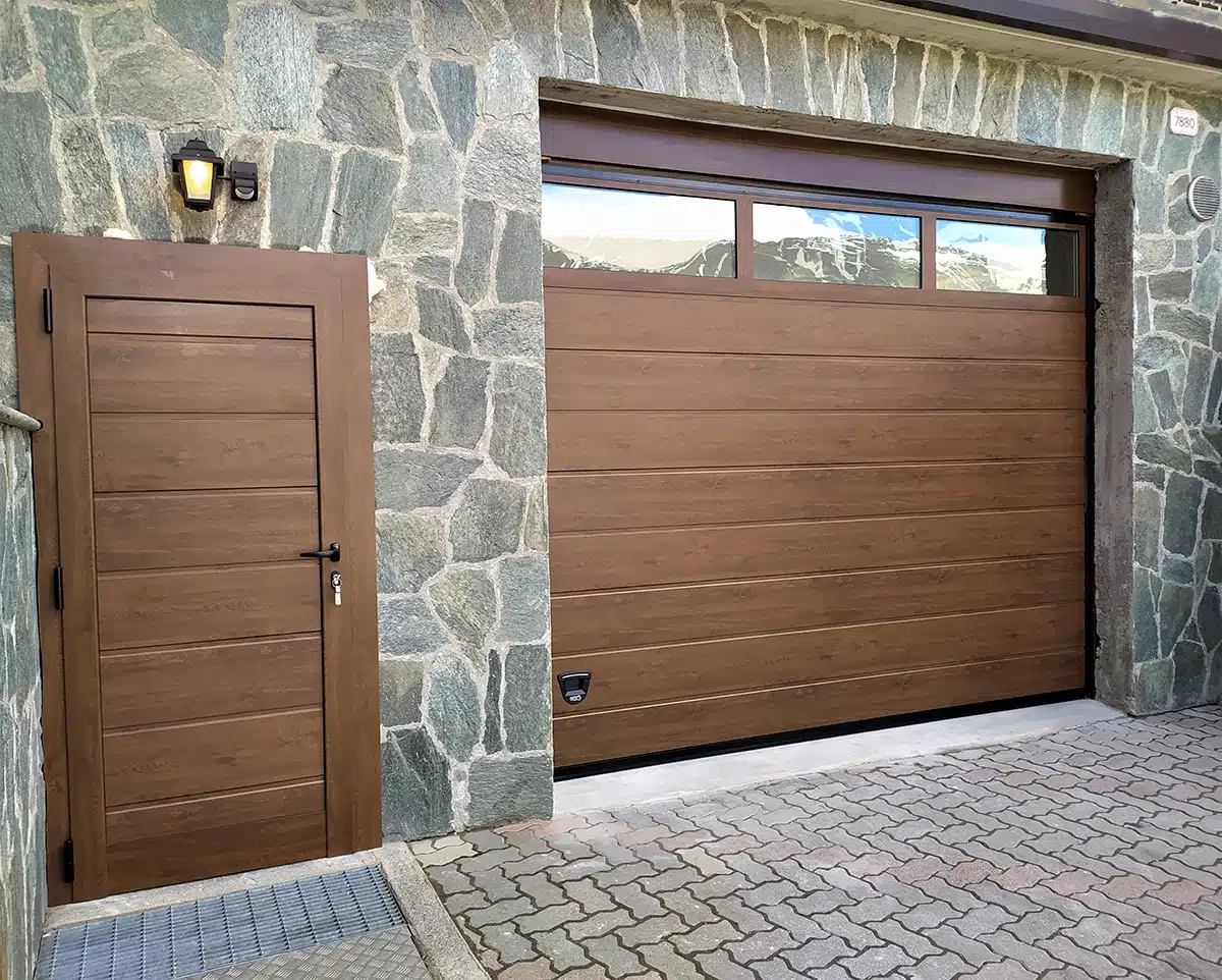 portone-per-garage-finestrato
