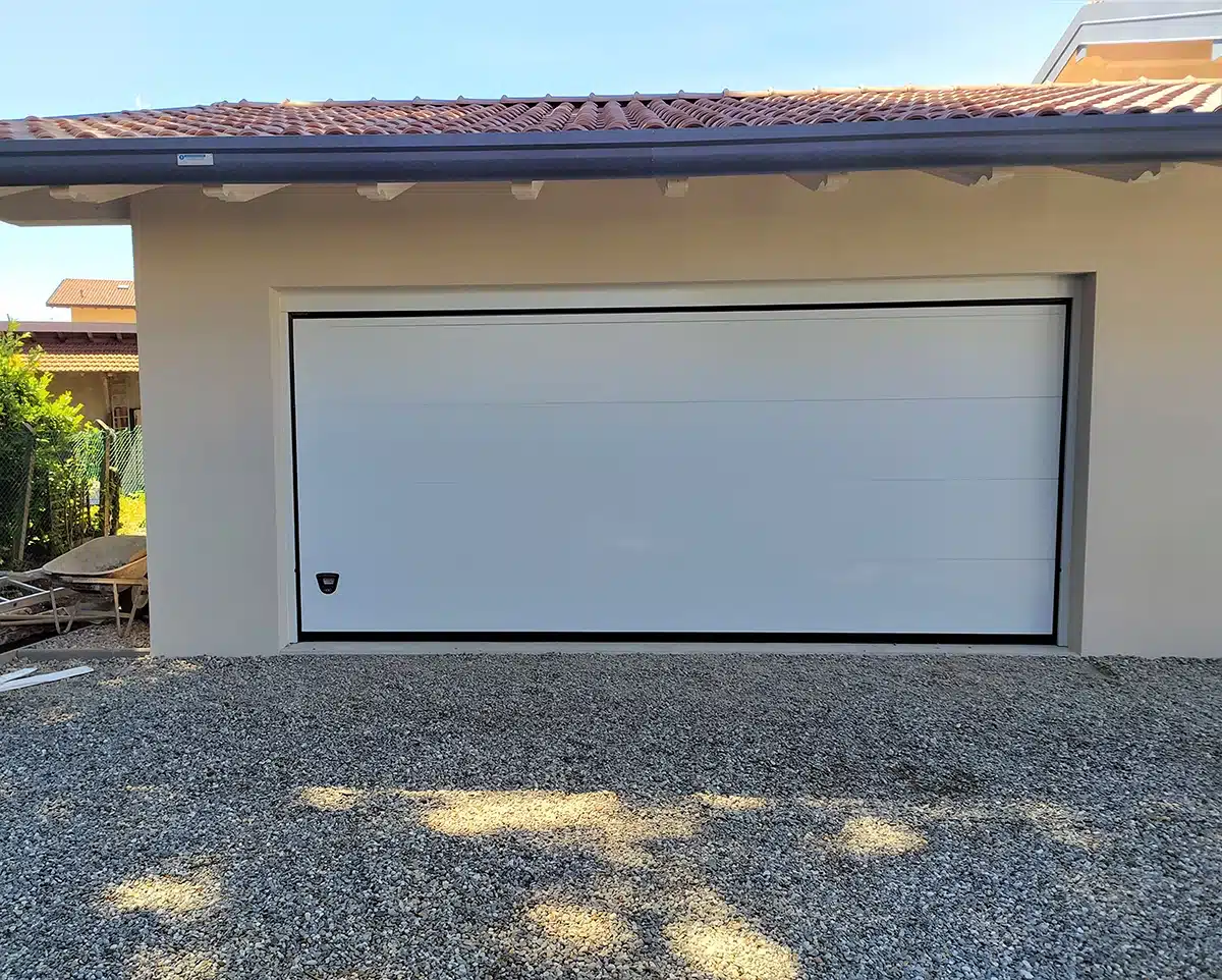 portone-per-garage-monodoga-per-abitazione